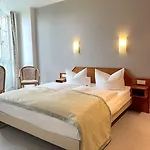 Senscity Spandau 3*