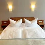 Otel Senscity Spandau 3*