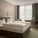 Senscity Spandau Otel 3*