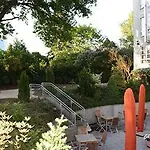 Senscity Spandau Otel 3*