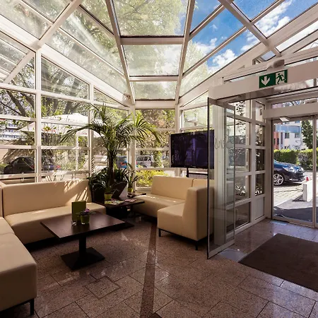 Senscity Spandau Otel Berlin