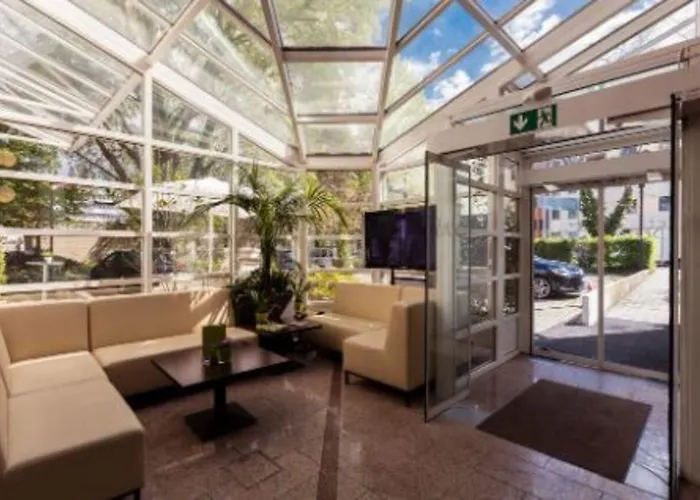 Senscity Spandau Hotel 3*