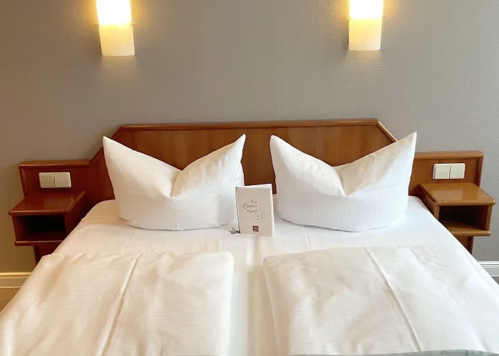 Hotel Senscity Spandau 3*