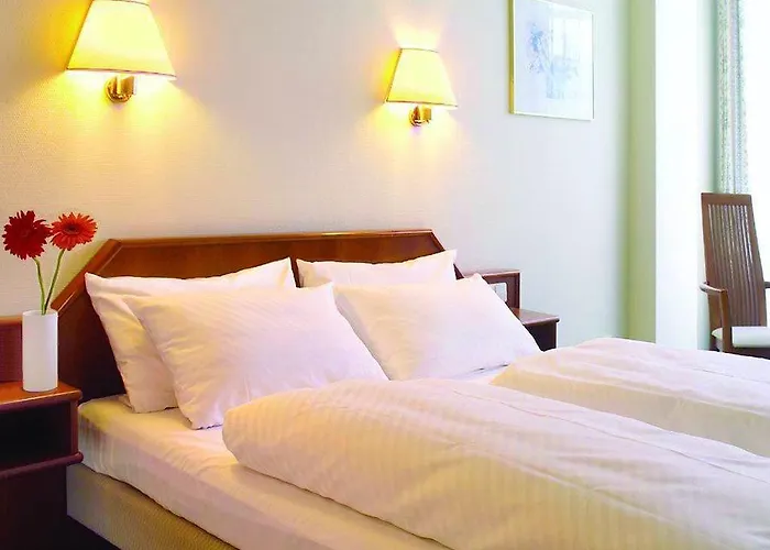 Senscity Spandau Hotel 3*